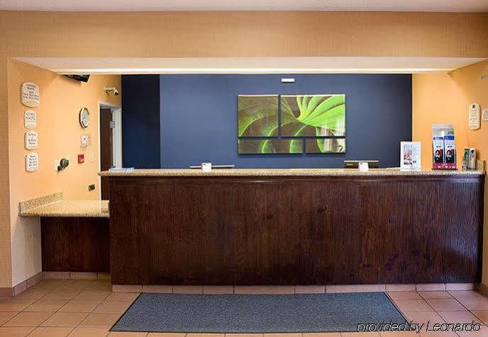 Fairfield Inn By Marriott Richmond New Paris Exteriér fotografie
